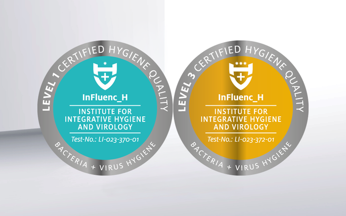 Zwei Siegel f&uuml;r h&ouml;chste Hygiene von Sp&uuml;lprogrammen der Siemens Geschirrsp&uuml;ler auf wei&szlig;em Hintergrund.