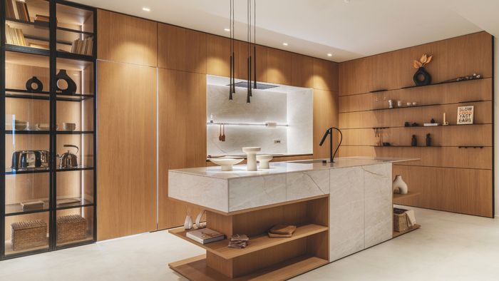 Cocina de dise&ntilde;o avanzado, creada por Doimo Cucine para Casa Decor 2026 y equipada con electrodom&eacute;sticos integrables o con acabado mate de Siemens 