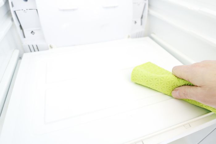 Come pulire le guarnizioni del frigorifero: trucchi, consigli e