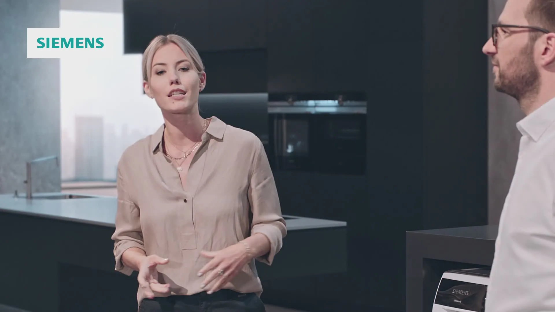Video Nr. 8 des Produkts WD14U512
