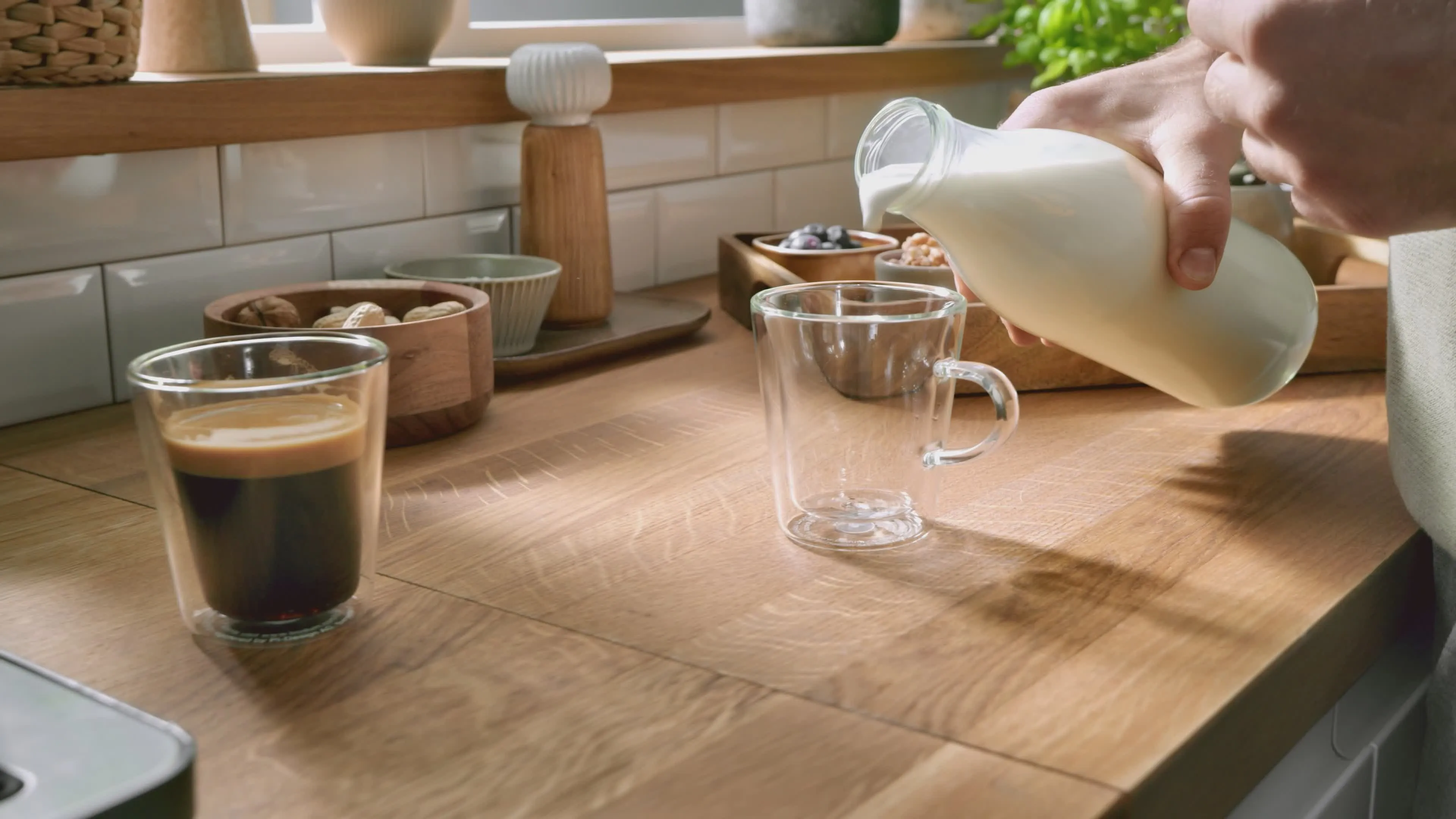 Video Nr. 10 of the product TIU20307