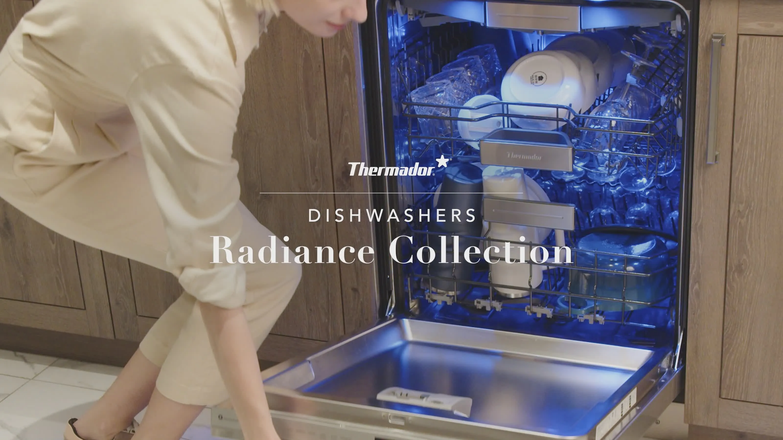 Video Nr. 14 of the product DWHD661EPR