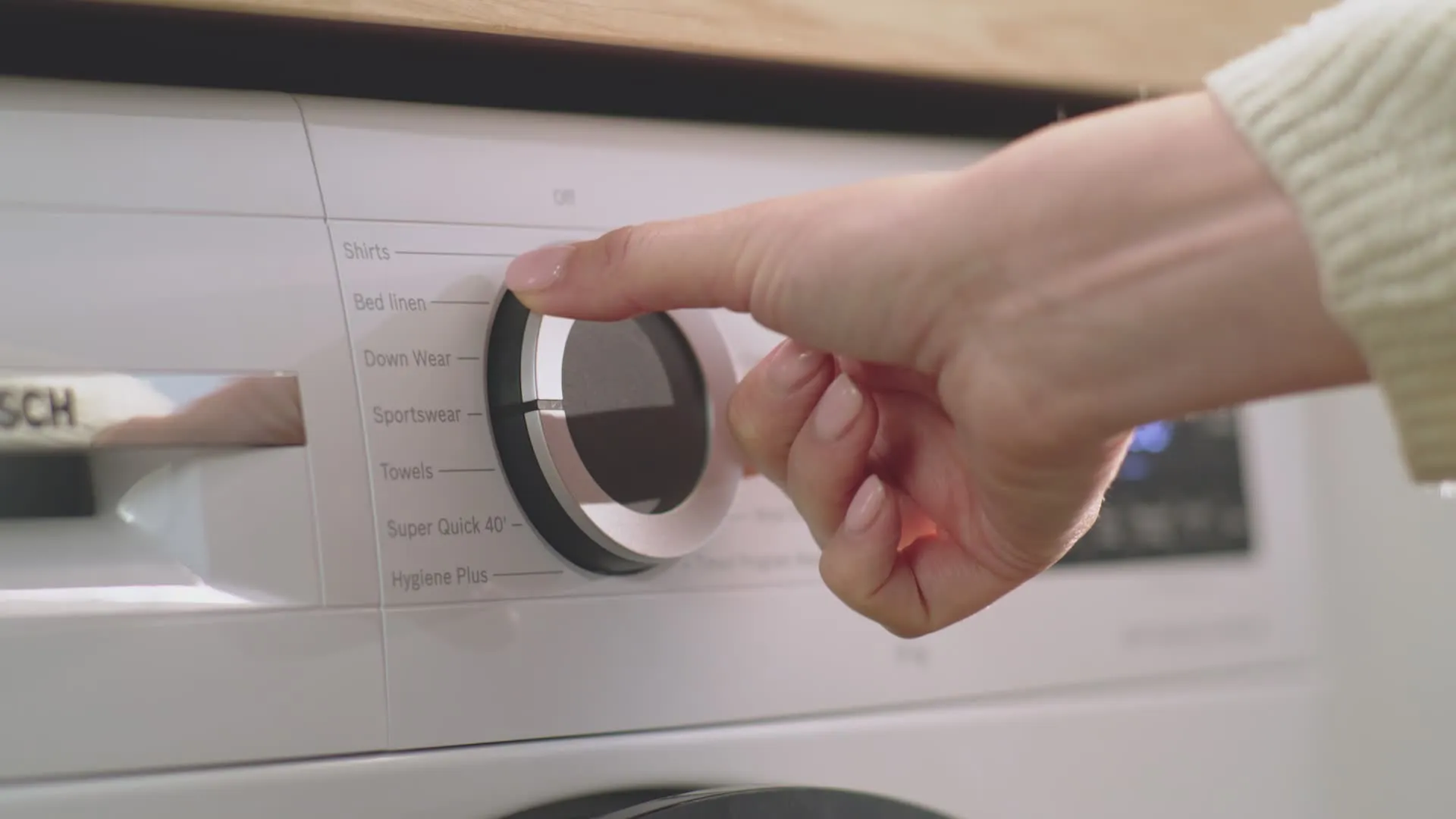 Video Nr. 33 of the product WQG24502GB