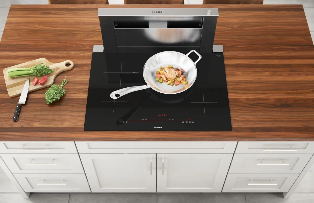 Bosch Cooktop cooking food
