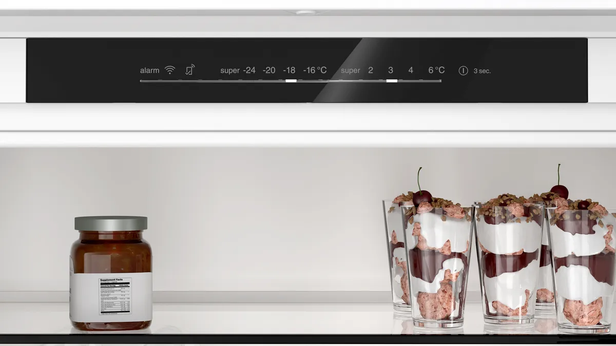 KBN96SFE0 - Thumbnail 3