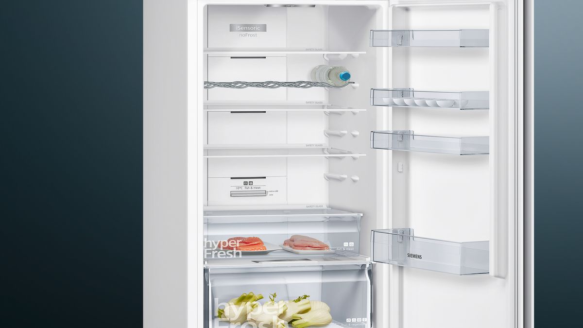 iQ300 free-standing fridge-freezer with freezer at bottom 203 x 60 cm White KG39NVWEC KG39NVWEC-5