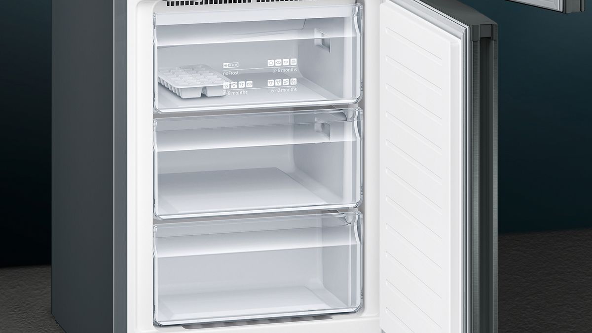 iQ300 Free-standing fridge-freezer with freezer at bottom 186 x 60 cm Black stainless steel KG36NXXDC KG36NXXDC-6