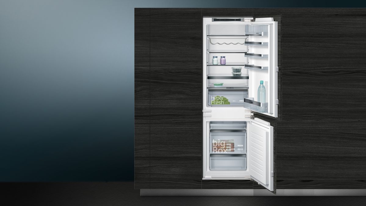 Siemens GS51NAWCV iQ500 - Frigorifero, 161 x 70 cm, 289 l, non sbrinare, bigBox spazio per grandi congelatori, in vetro e cassetti flessibili, colore: Bianco