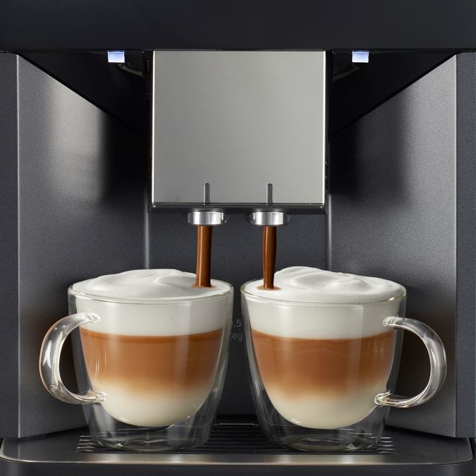 Helautomatisk kaffemaskin EQ500 integral Safir svart metallic TQ505R09 TQ505R09-13