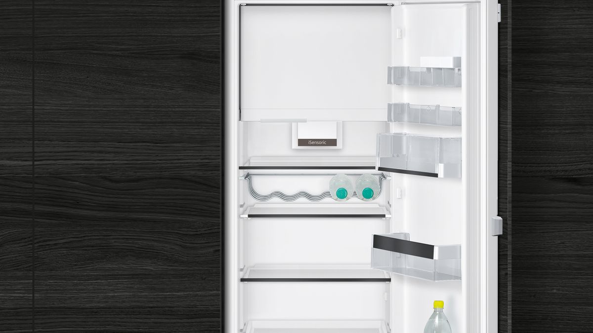 iQ500 Einbau-Kühlschrank mit Gefrierfach 177.5 x 56 cm Flachscharnier mit Softeinzug KI82LSOE0 KI82LSOE0-3