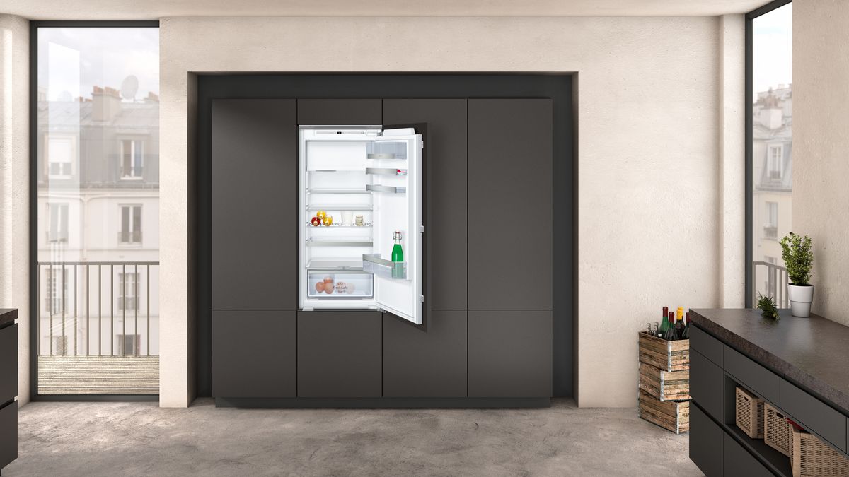 N 70 Einbau-Kühlschrank mit Gefrierfach 122.5 x 56 cm Flachscharnier KI2423FE0 KI2423FE0-2