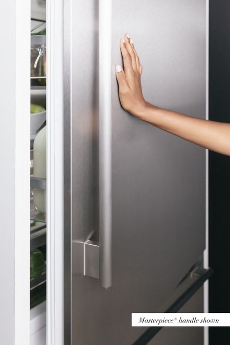 Freedom® Built-in Refrigerator Column 24'' Panel Ready T24IR905SP T24IR905SP-6