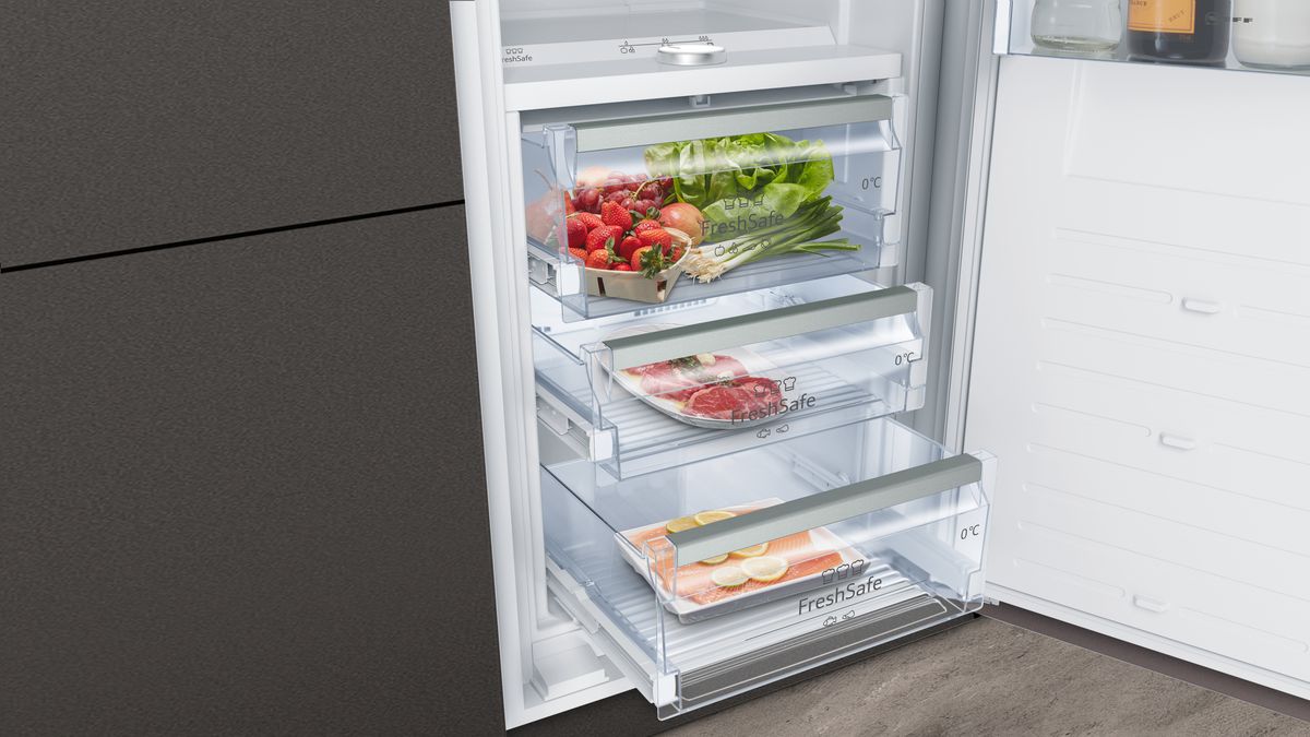 N 90 Built-in fridge 177.5 x 56 cm soft close flat hinge KI8815OD0 KI8815OD0-5