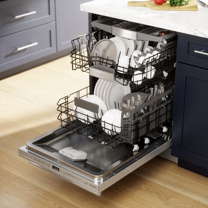 Sapphire® Dishwasher 24'' Stainless Steel DWHD760CFM DWHD760CFM-6