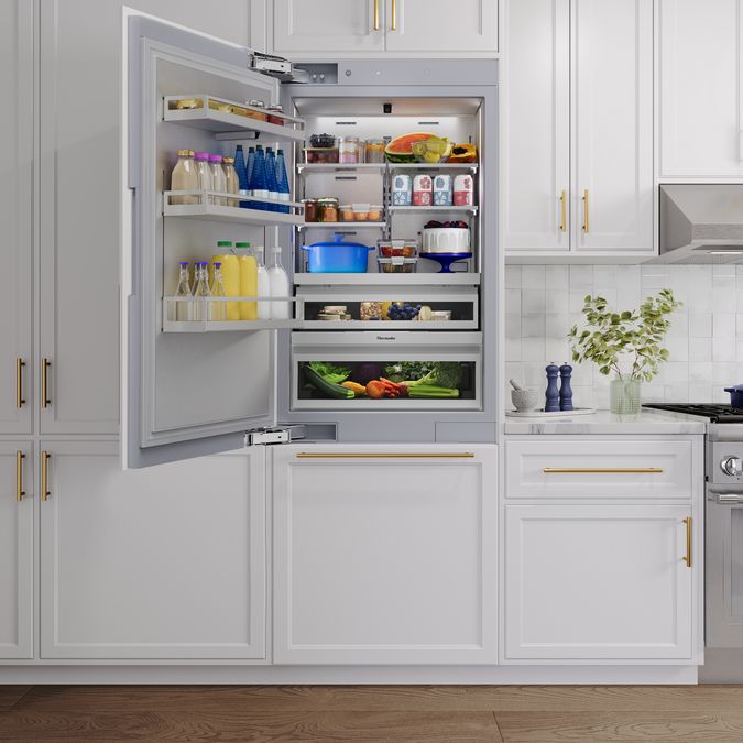 Freedom® Built-in Two Door Bottom Freezer 30'' Panel Ready T30IB100SP T30IB100SP-4