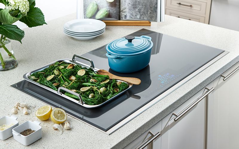 Liberty® Liberty® Induction Cooktop 36'' Silver Mirror, surface mount with frame CIT367YMS CIT367YMS-13