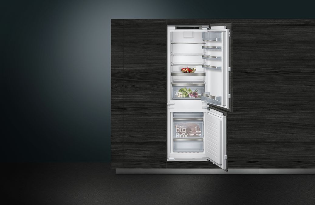 iQ500 built-in fridge-freezer with freezer at bottom 177.2 x 55.8 cm flat hinge KI86NAF31K KI86NAF31K-2