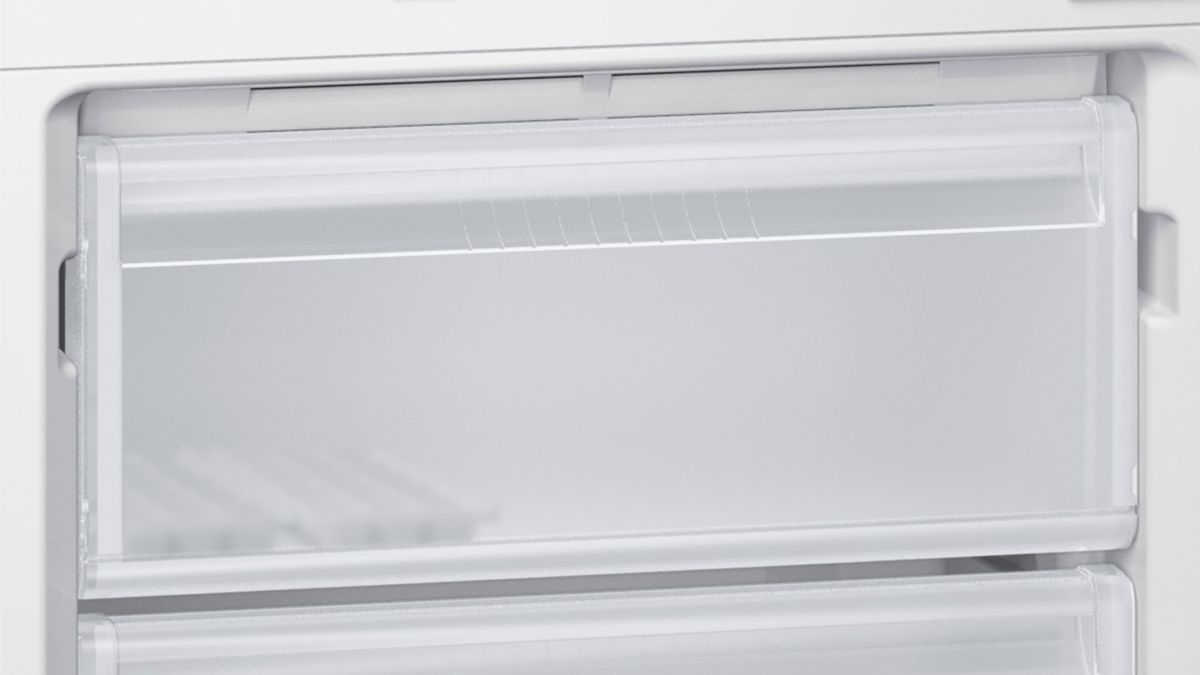 iQ100 Alttan Donduruculu Buzdolabı 185 x 70 cm Beyaz KG57NVW20N KG57NVW20N-6