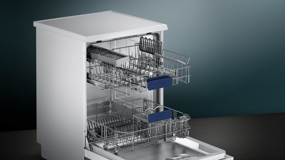 iQ500 free-standing dishwasher 60 cm White SN26L230EA SN26L230EA-5