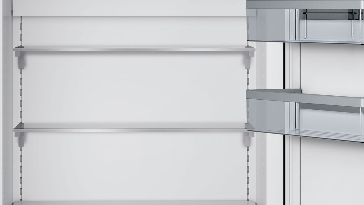 iQ700 Built-in fridge-freezer with freezer at bottom 212.5 x 75.6 cm flat hinge CI30BP02 CI30BP02-4