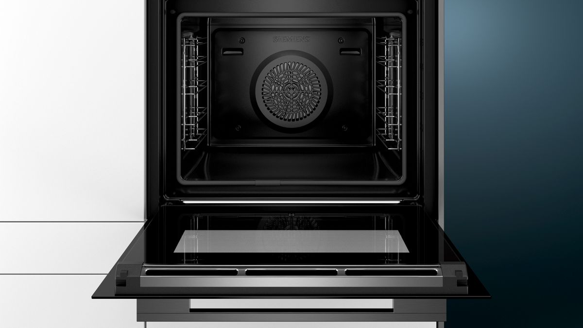 iQ700 Built-in oven 60 x 60 cm Black HB878GBB6B HB878GBB6B-4