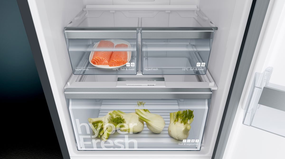 iQ300 Free-standing fridge-freezer with freezer at bottom 203 x 60 cm Black stainless steel KG39NXB35 KG39NXB35-7