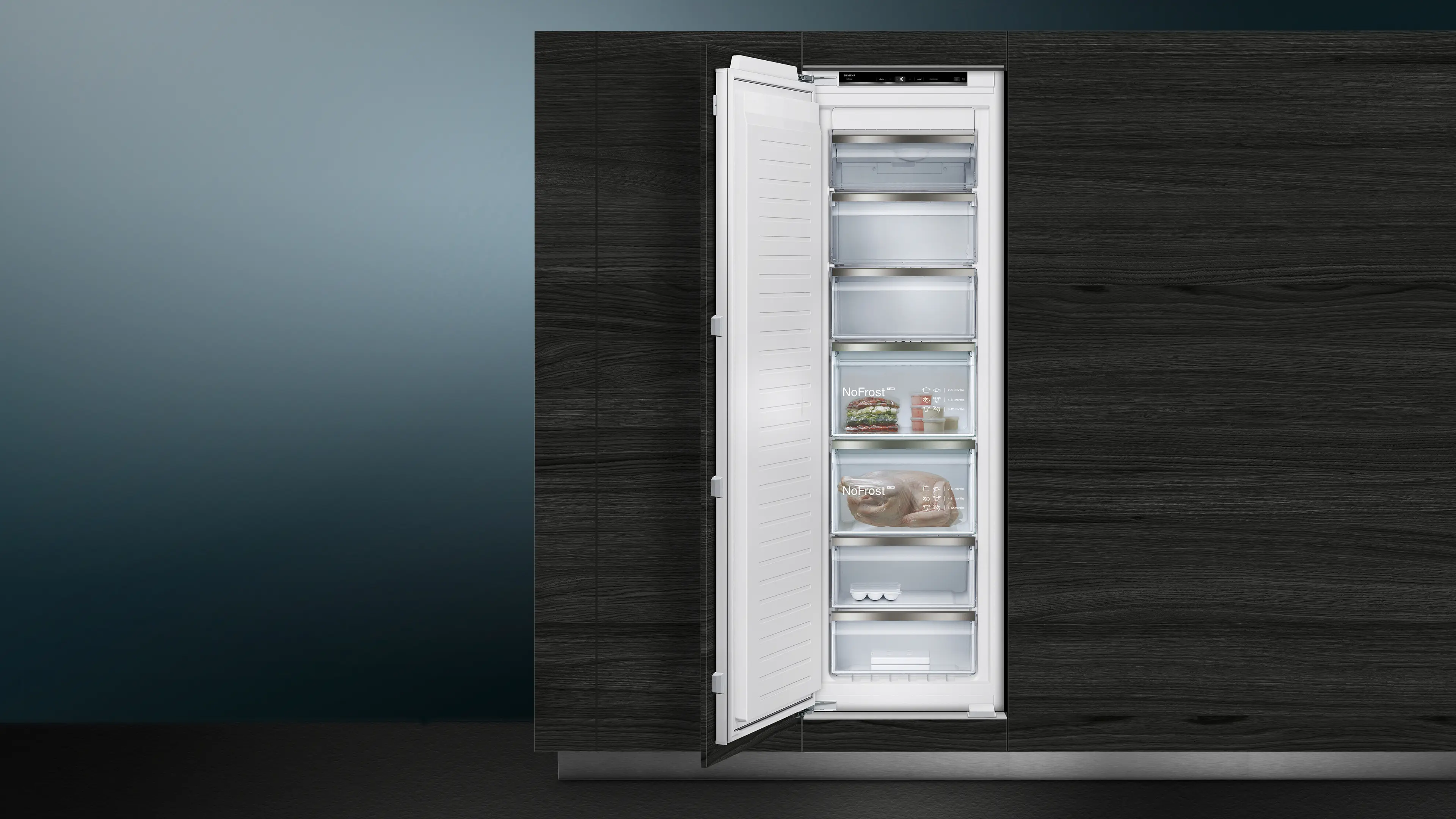 iQ700 177.2 x 55.8 cm 平鉸鏈