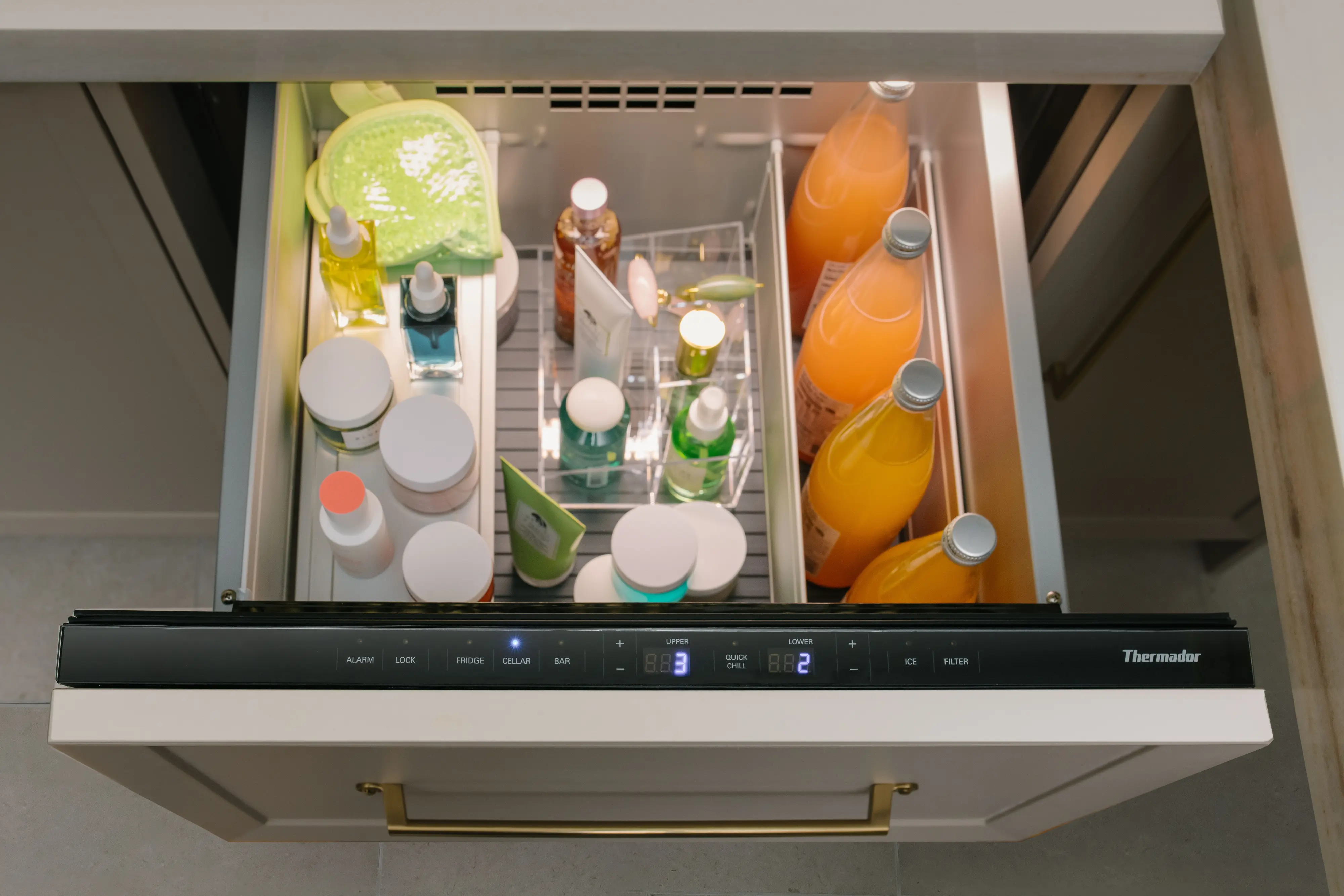 T2ページ T24UC900DP | THERMADOR US