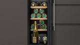 N 70 Wine cooler with glass door 82 x 30 cm KU9202HF0G KU9202HF0G-5
