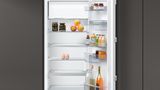 N 70 Einbau-Kühlschrank mit Gefrierfach 140 x 56 cm Flachscharnier mit Softeinzug KI2526DE0 KI2526DE0-4