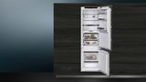 iQ700 Réfrigérateur combiné intégrable 177.2 x 55.8 cm Charnières pantographes softClose KI87FSDB0 KI87FSDB0-3