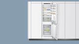 iQ500 coolEfficiency Beépíthető hűtő-/fagyasztó kombináció Lapos ajtópánt rögzítés KI86SAF30 KI86SAF30-3