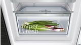 iQ500 Built-in fridge-freezer with freezer at bottom 177.2 x 55.8 cm soft close flat hinge KI85NAD30G KI85NAD30G-9