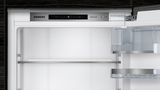 iQ700 Einbau-Kühlschrank 122.5 x 56 cm Flachscharnier mit Softeinzug KI41FADE0 KI41FADE0-4