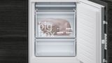 iQ300 Réfrigérateur combiné intégrable 177.2 x 54.1 cm Charnières à glissières KI86VVS30 KI86VVS30-9