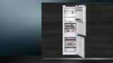 iQ700 Built-in fridge-freezer with freezer at bottom 177.2 x 55.8 cm soft close flat hinge KI86FHD40 KI86FHD40-3