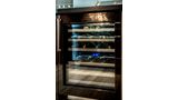 Freedom® Built in refrigerator with glass door 24'' Professional acier inox T24UR900RP T24UR900RP-2