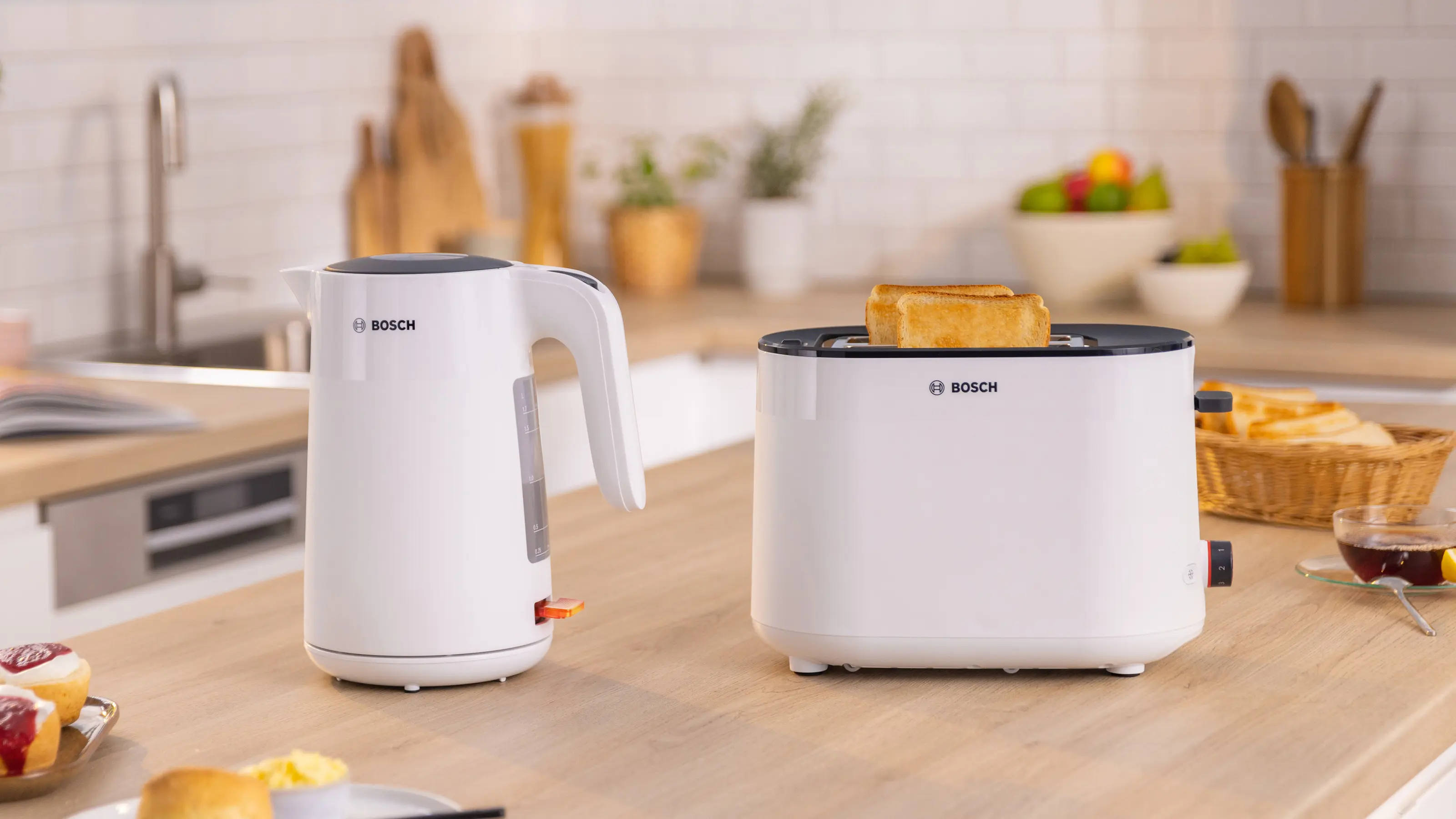 Slice Bosch Kettle And Toaster Currys TAT2M121GB Compact Toaster