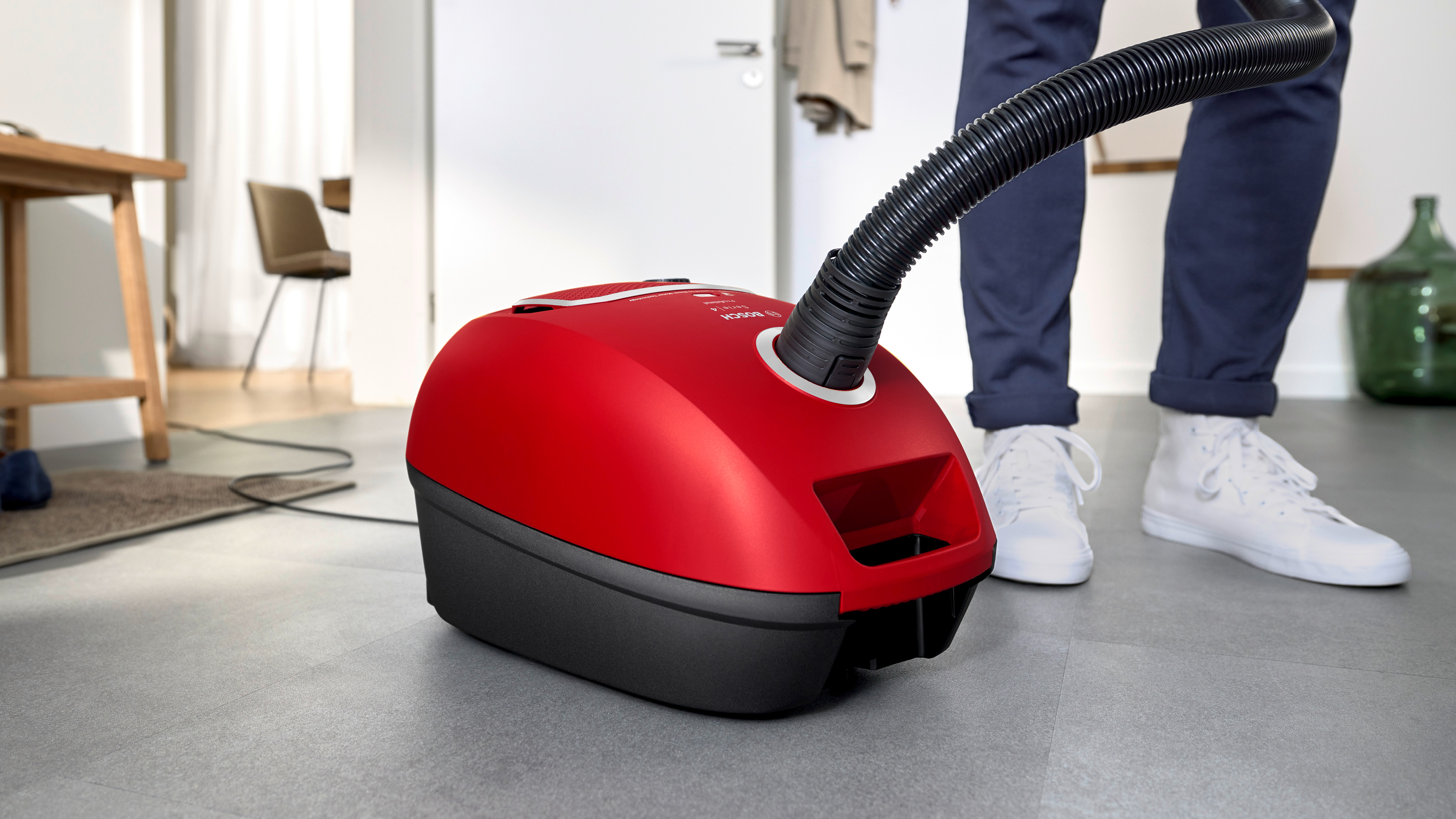 Bosch BGL2UB1028 GL-20 Bag&Bagless Aspirapolvere Potenza 700 Watt Classe B Colore Blu P65360