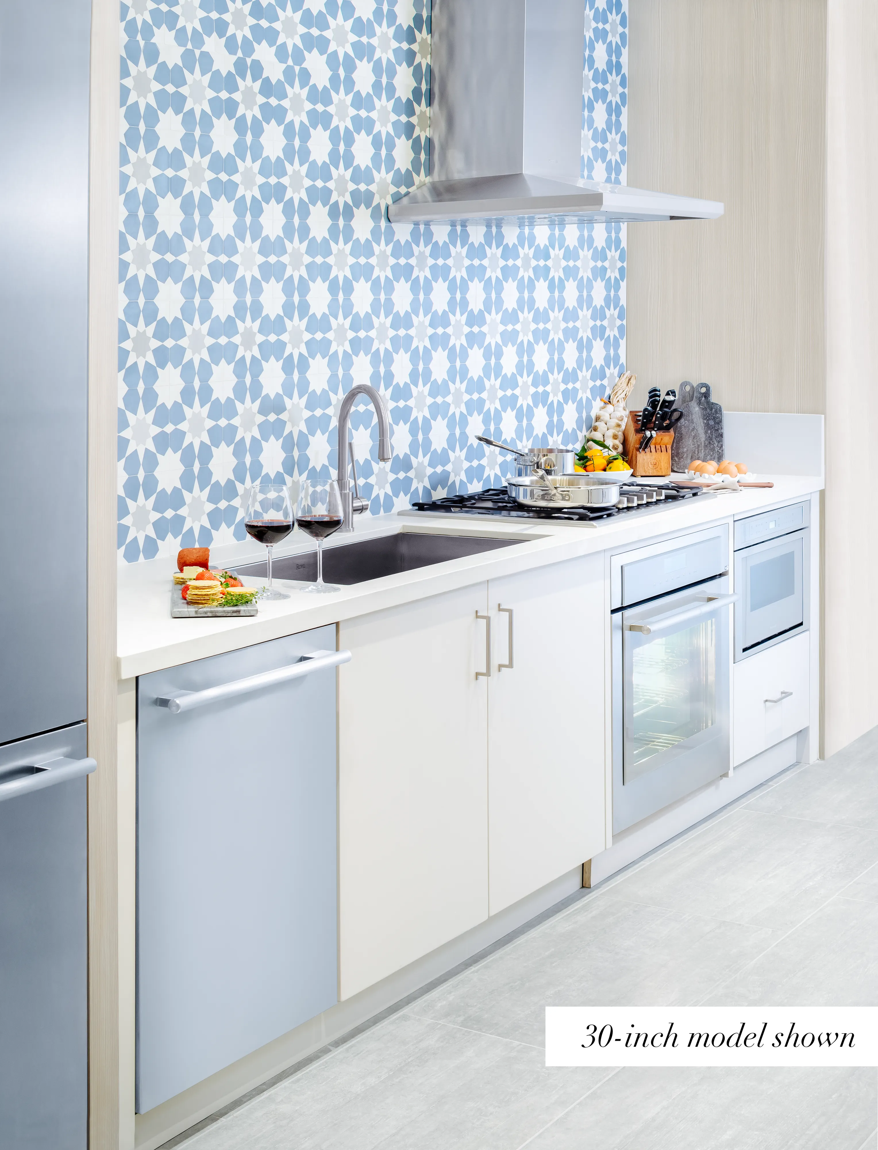 Thermador 36 chimney wall hood cheap