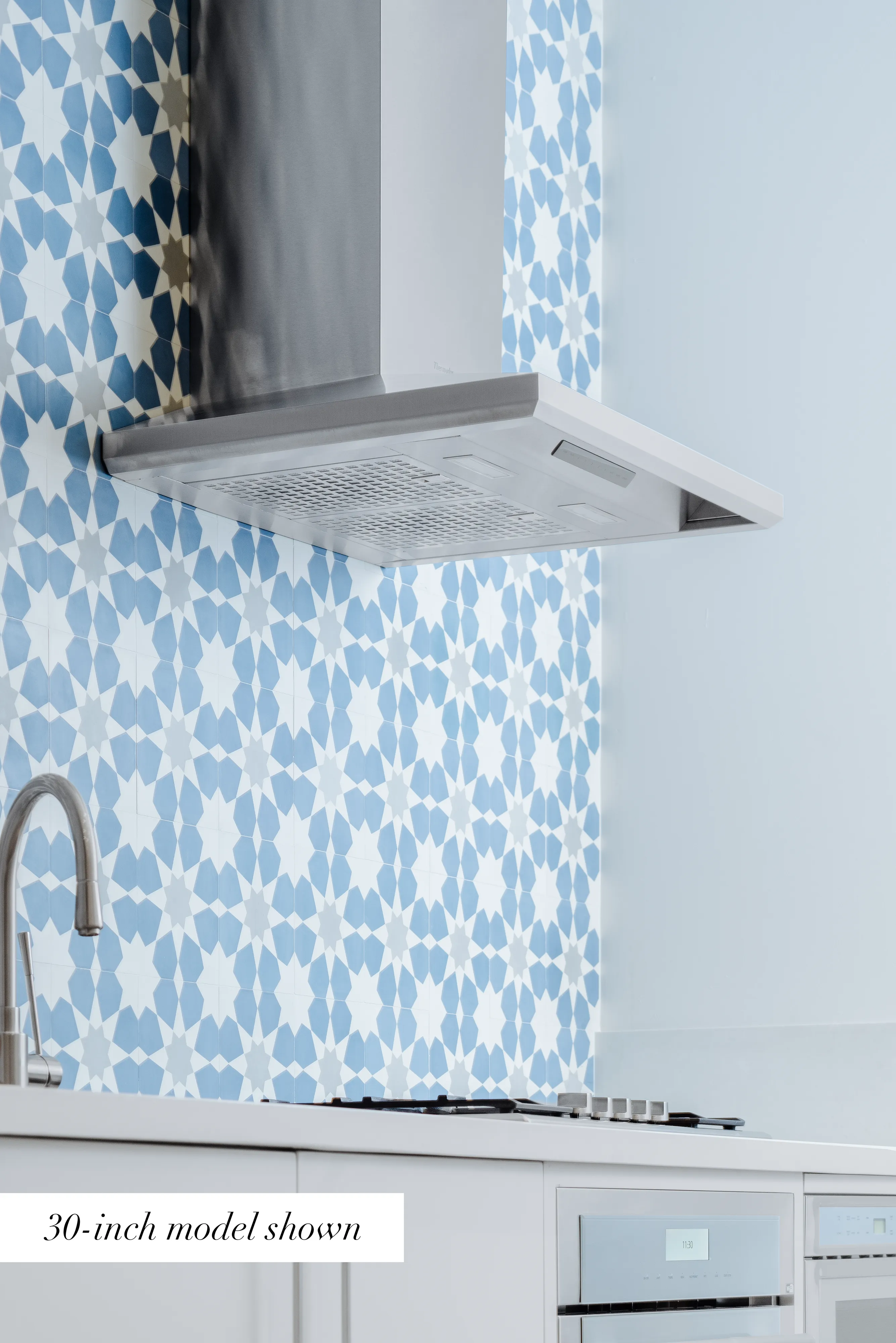 Thermador chimney wall hood hot sale