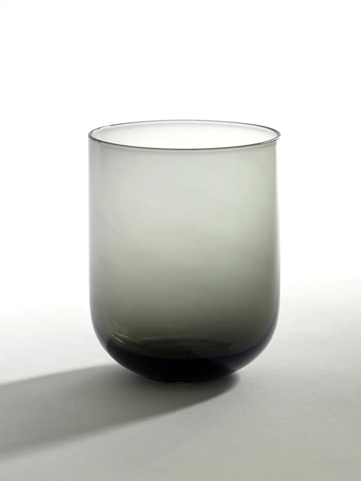 Serax Trinkglas Cena, 33cl, rauchgrau 