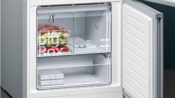 iQ700 free-standing fridge-freezer with freezer at bottom, glass door 193 x 70 cm Black KG56FSB40 KG56FSB40-7