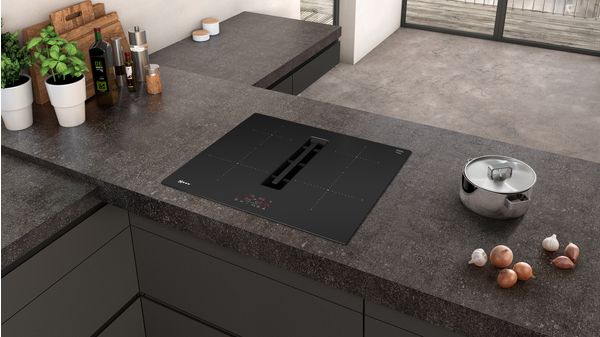 N 50 Induction hob with integrated ventilation system 60 cm surface mount without frame T46CB4AX2 T46CB4AX2-4
