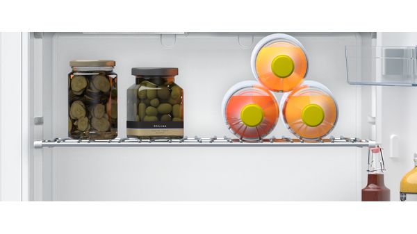 N 70 Einbau-Kühlschrank mit Gefrierfach 140 x 56 cm Flachscharnier mit Softeinzug KI2526DE0 KI2526DE0-7