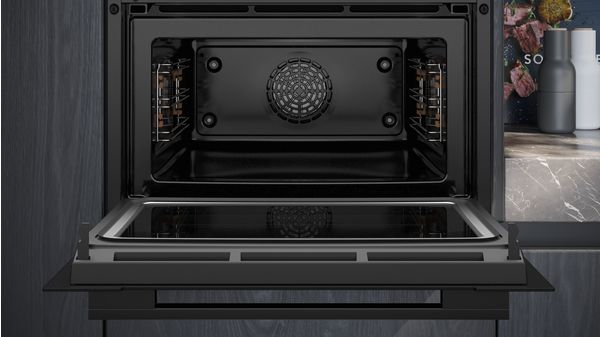 iQ700 built-in compact oven with microwave function 60 x 45 cm Black CM724G1B1B CM724G1B1B-3