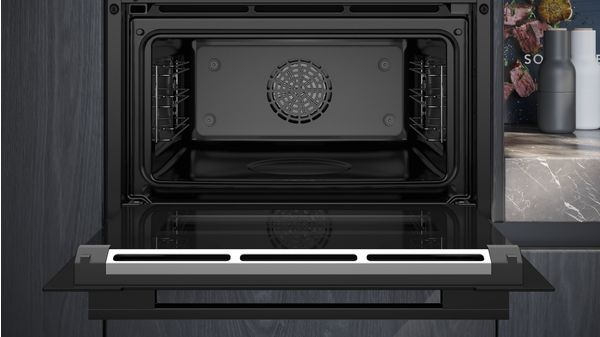 iQ700 Built-in compact oven with steam function 60 x 45 cm Black CS736G1B1 CS736G1B1-3