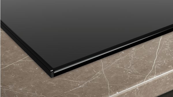 iQ700 Table à induction 80 cm Noir, avec cadre EX877HVC1E EX877HVC1E-3