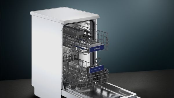 iQ300 free-standing dishwasher 45 cm White SR23HW48KE SR23HW48KE-3