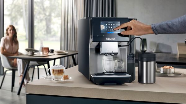 Helautomatisk kaffemaskin EQ700 classic Morgondis TP705R01 TP705R01-12